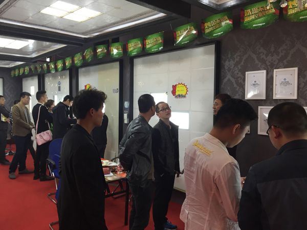 MK手机网页版登录入口集成吊顶