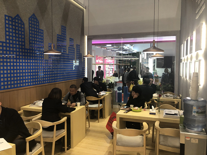 MK手机网页版登录入口展会洽谈现场.jpg MK手机网页版登录入口集成墙面加盟.jpg