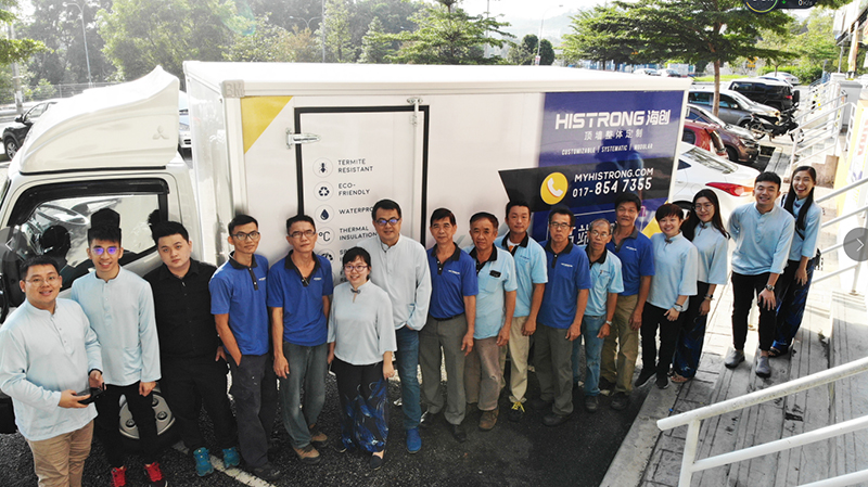 MK手机网页版登录入口马来西亚海外店团体合照.jpg 集成墙面十大品牌.jpg