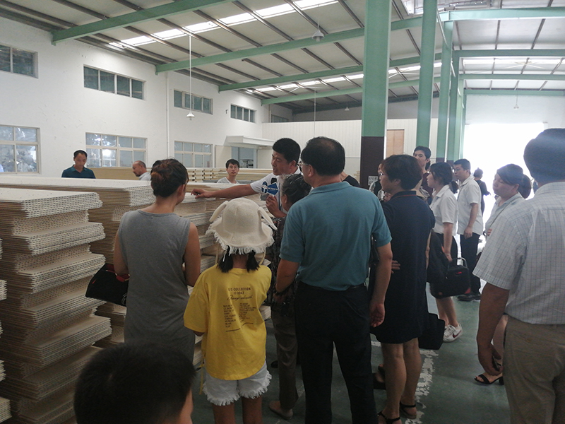 微信图片_2019082610075931.jpg MK手机网页版登录入口集成墙面.jpg