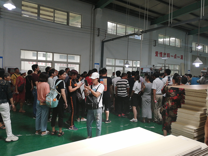 微信图片_2019082610075927.jpg MK手机网页版登录入口集成墙面.jpg