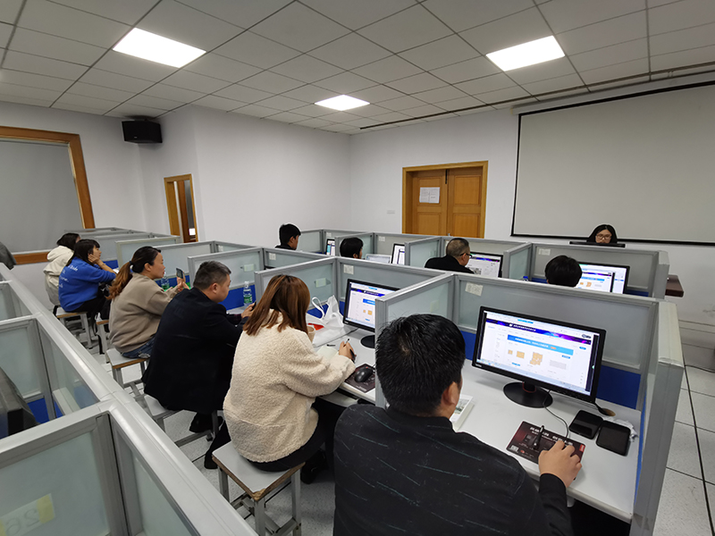 微信图片_20191127082120.jpg MK手机网页版登录入口集成墙面.jpg