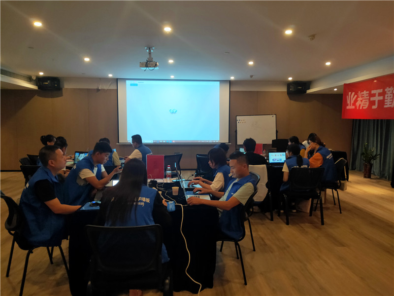 MK手机网页版登录入口集成墙面