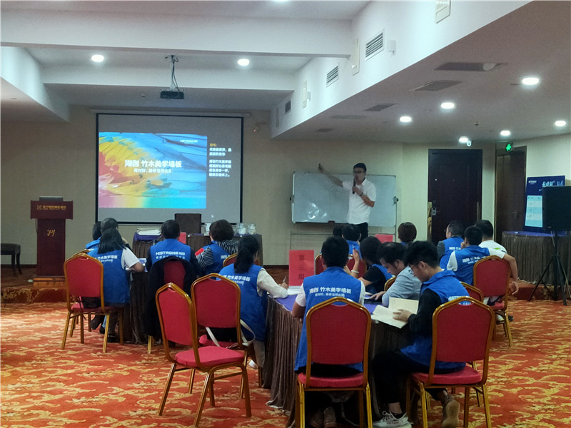 MK手机网页版登录入口集成墙面