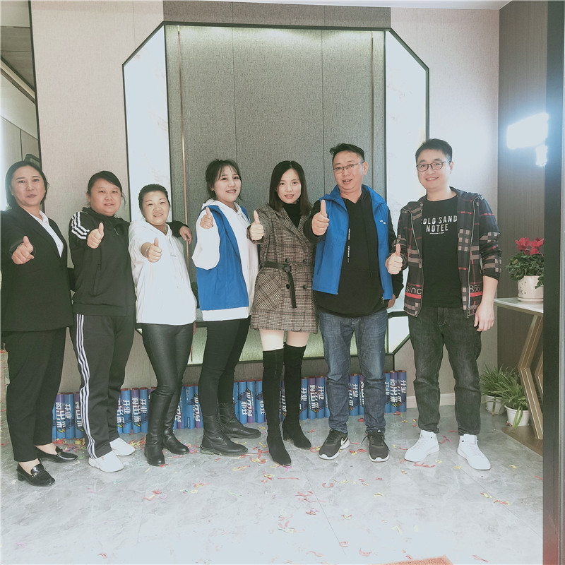 MK手机网页版登录入口集成墙面