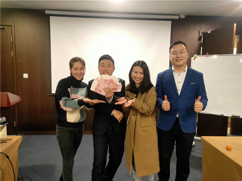 MK手机网页版登录入口集成墙面