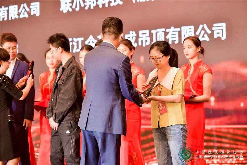 MK手机网页版登录入口集成墙面 1.jpg